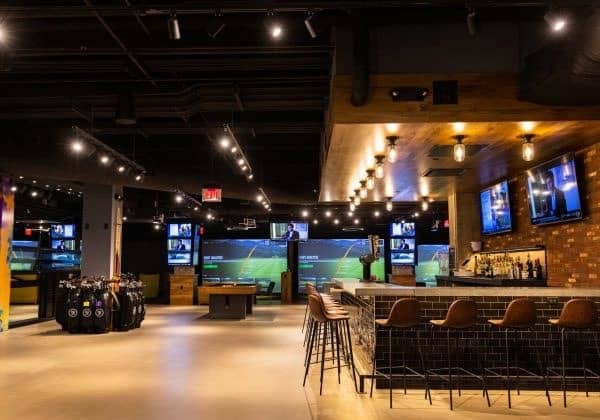 Five Iron Golf - Logan Square